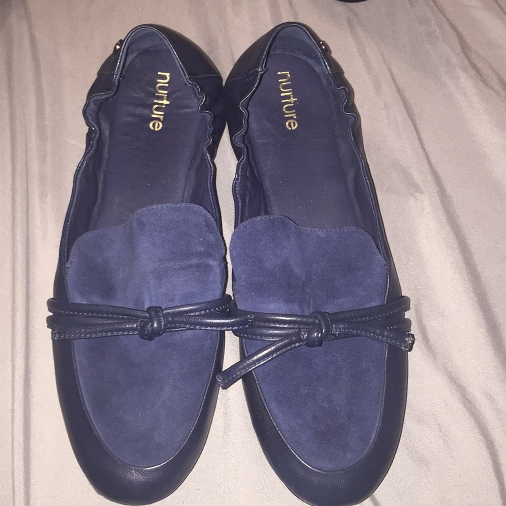 Nurture moccasin/ballerina navy blue 9 NWT $100